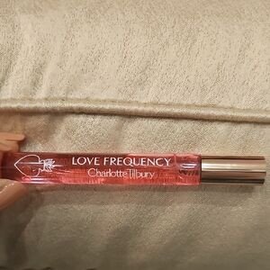 Charlotte Tilbury Love Frequency Pink Perfume Roller
